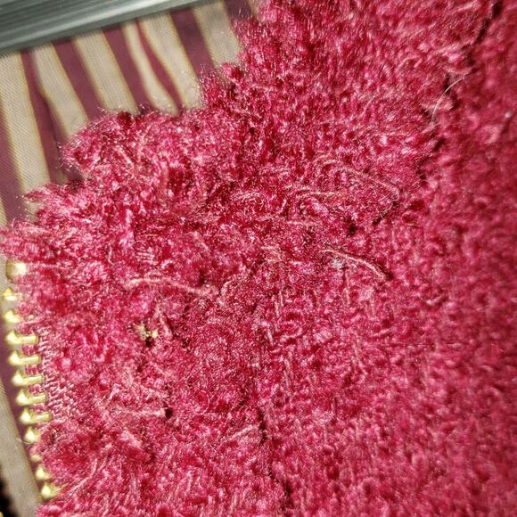 EUC CAbi frayed hem crop jacket blazer deep red pockets zipper Wool blend sz 8. - Picture 3 of 9